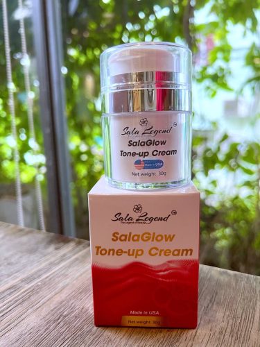SalaGlow Tone-Up Skin Brightening Cream (30g) - Made in the USA - Daytime Nourishing Cream, Enhancing Skin Tone, Boosting Elasticity photo review